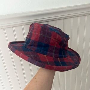 ⭐️ NEW Vintage TR Bentley Red and Blue Plaid Wool Blend Bucket Hat